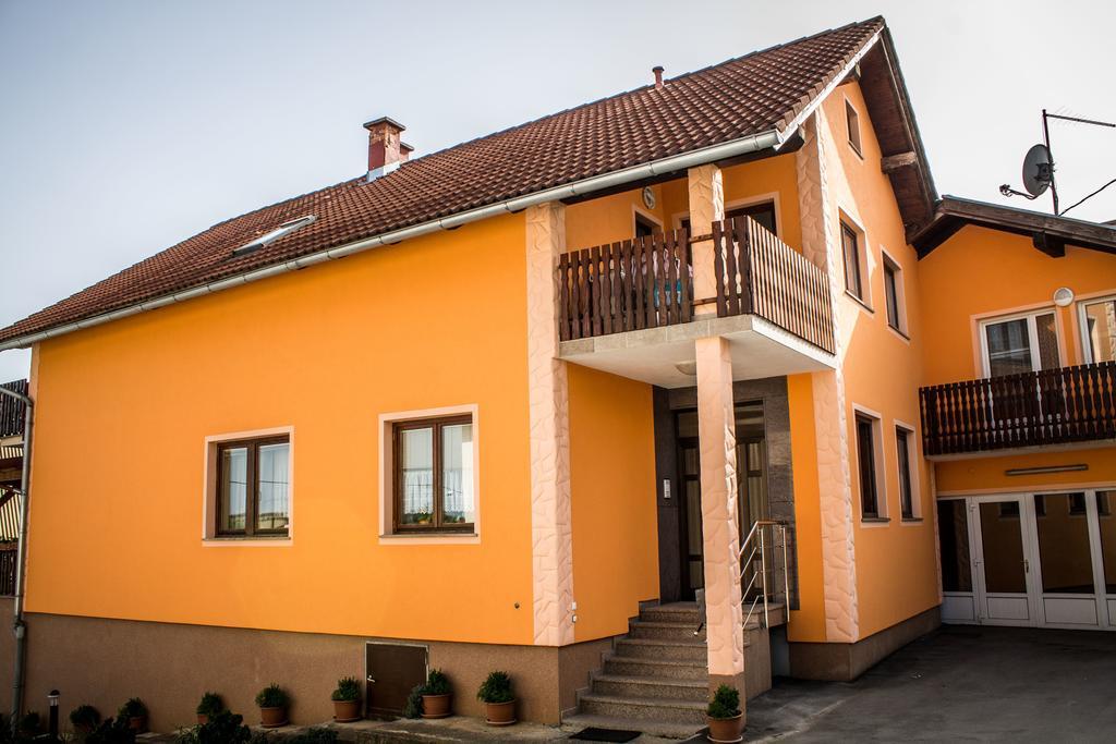 Apartment Pavlesic Слуни Стая снимка