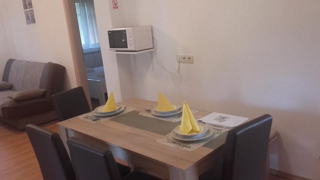 Apartment Pavlesic Слуни Екстериор снимка