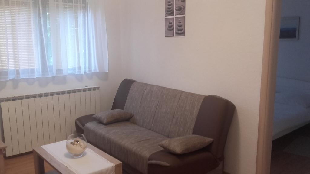 Apartment Pavlesic Слуни Екстериор снимка
