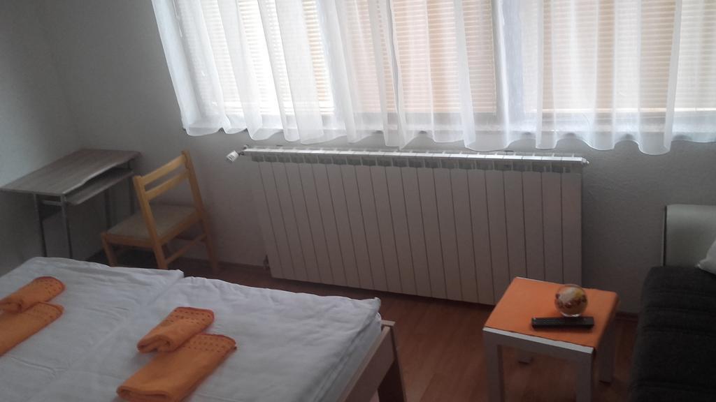 Apartment Pavlesic Слуни Екстериор снимка