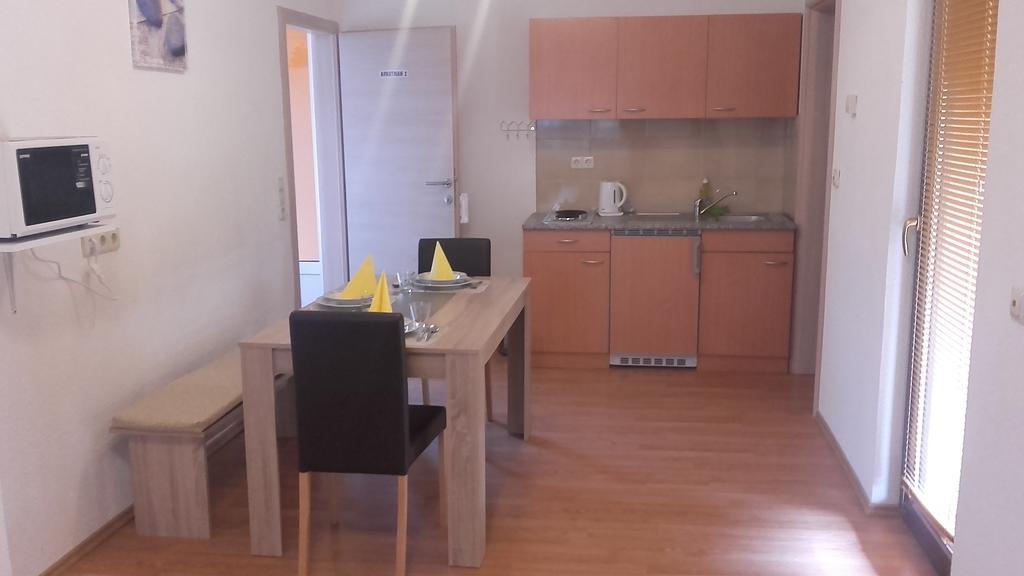 Apartment Pavlesic Слуни Екстериор снимка