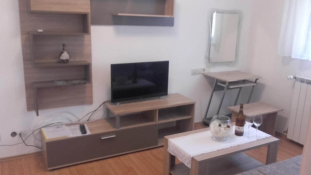 Apartment Pavlesic Слуни Екстериор снимка