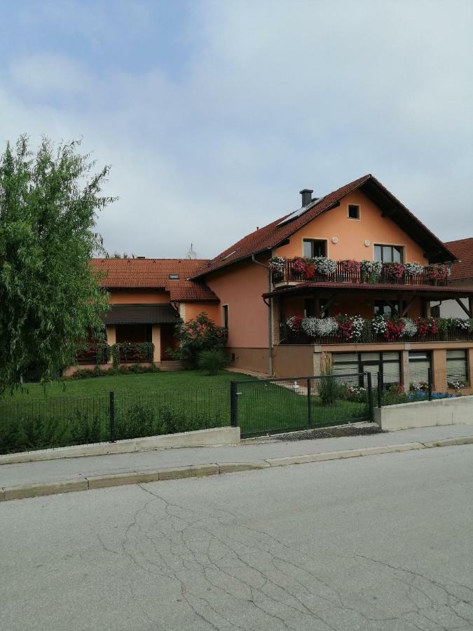 Apartment Pavlesic Слуни Екстериор снимка